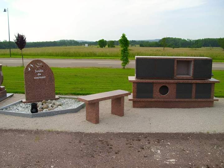 Jardin du souvenir Longeau-Percey